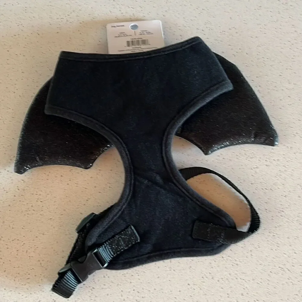 NWT Tails & Noses Halloween Dog Harness Wings Size M